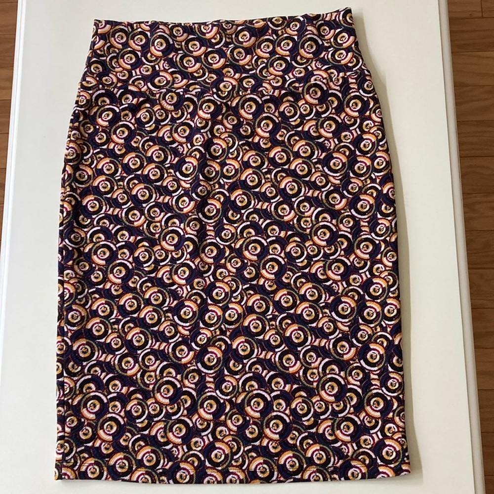 LuLaRoe Women’s Knee Length Skirt